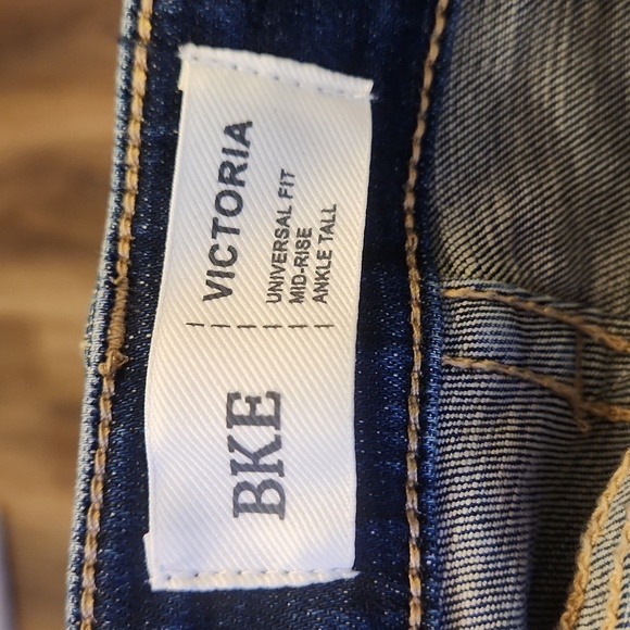 BKE victoria jean - Picture 6 of 7